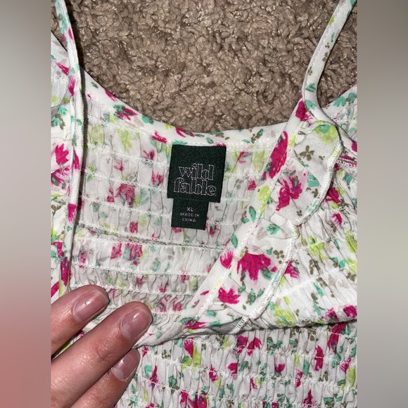 Wild Fable crop top - Picture 2 of 3